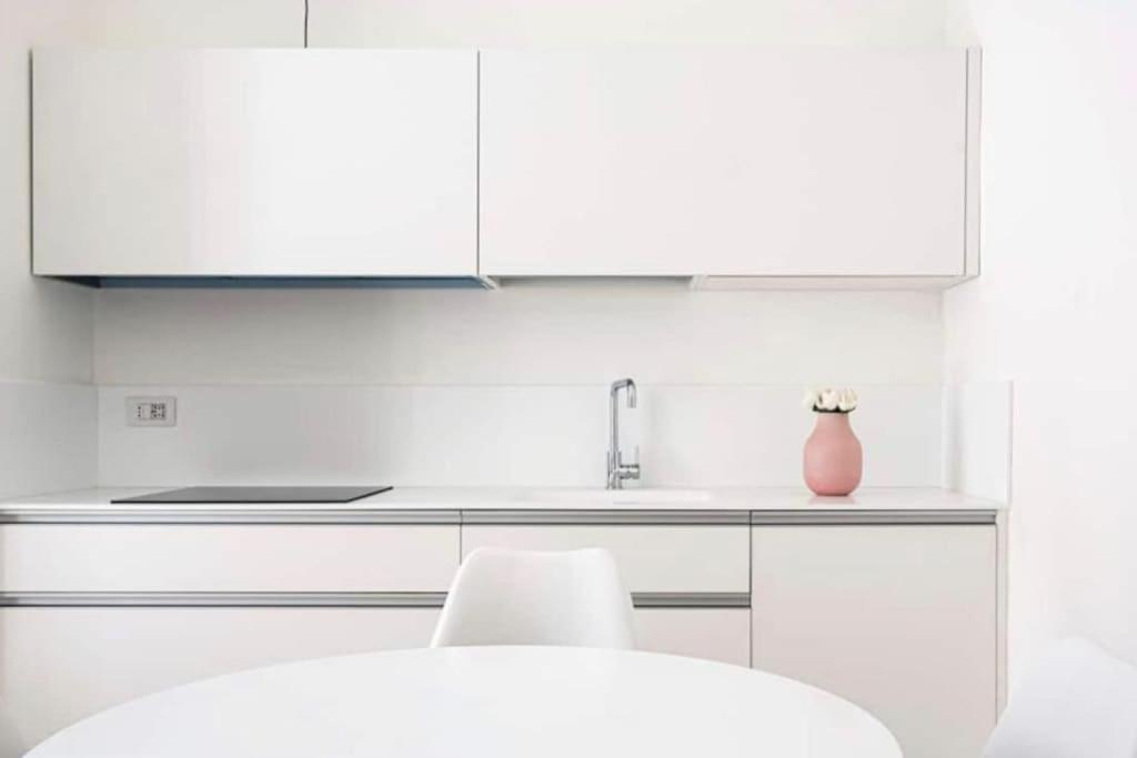 Luxury One Bedroom Corso Buenos Aires Mailand Exterior foto